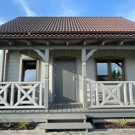 Fiolkowy Zakatek Z Basenem * Stare Sady