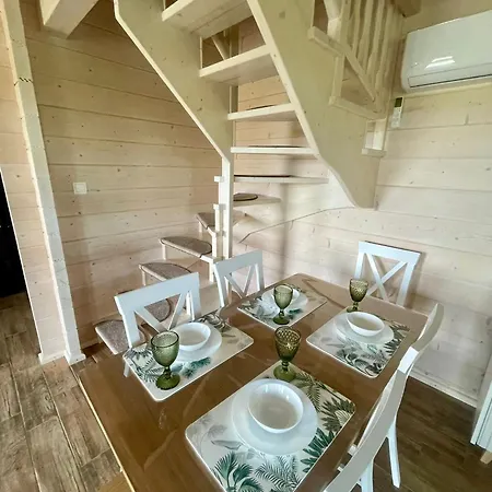 Сasa de vacaciones Fiolkowy Zakatek Z Basenem *